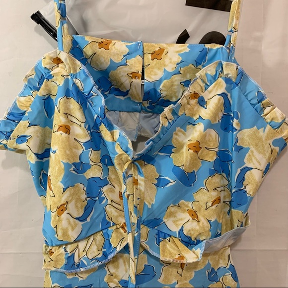 SHEIN Floral Frill Trim Knot Front Cami Romper in Blue & Yellow Size Med - Picture 9 of 13